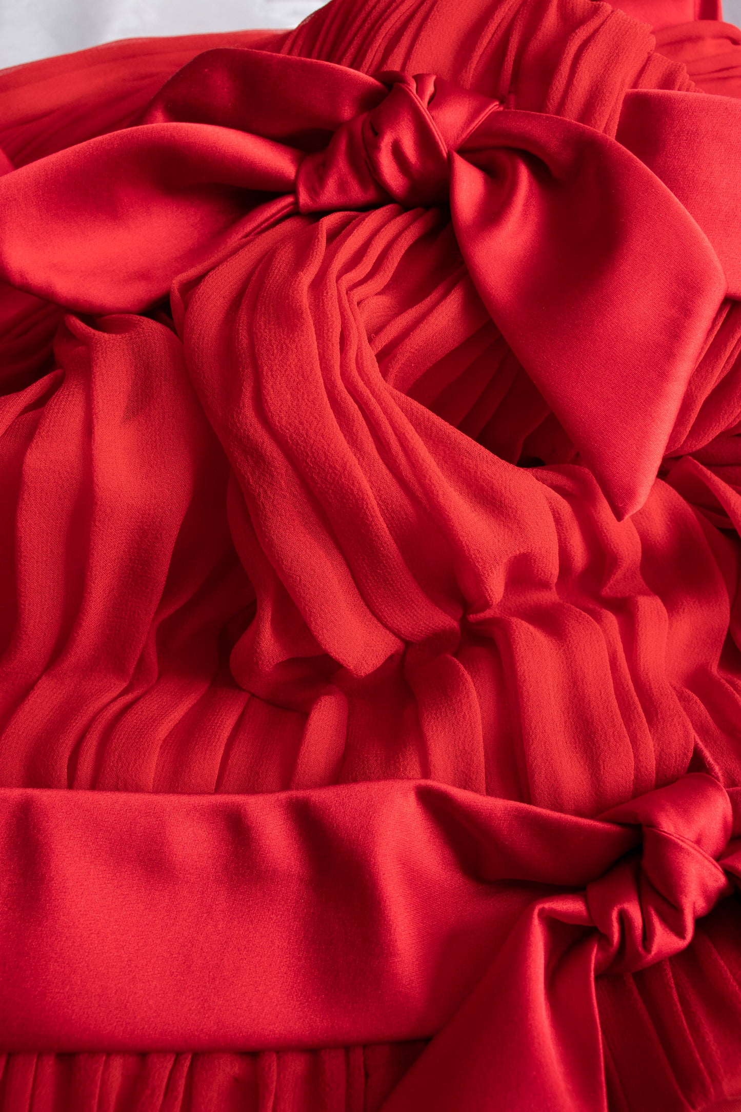 00s Red Silk Bow Skirt XS