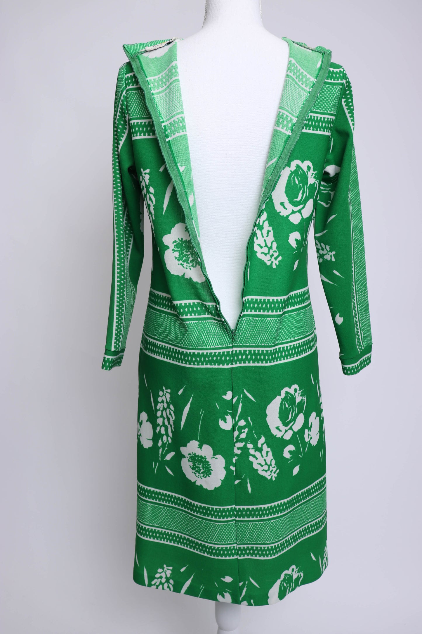 60's Green and White Long Sleeve Shift Dress M