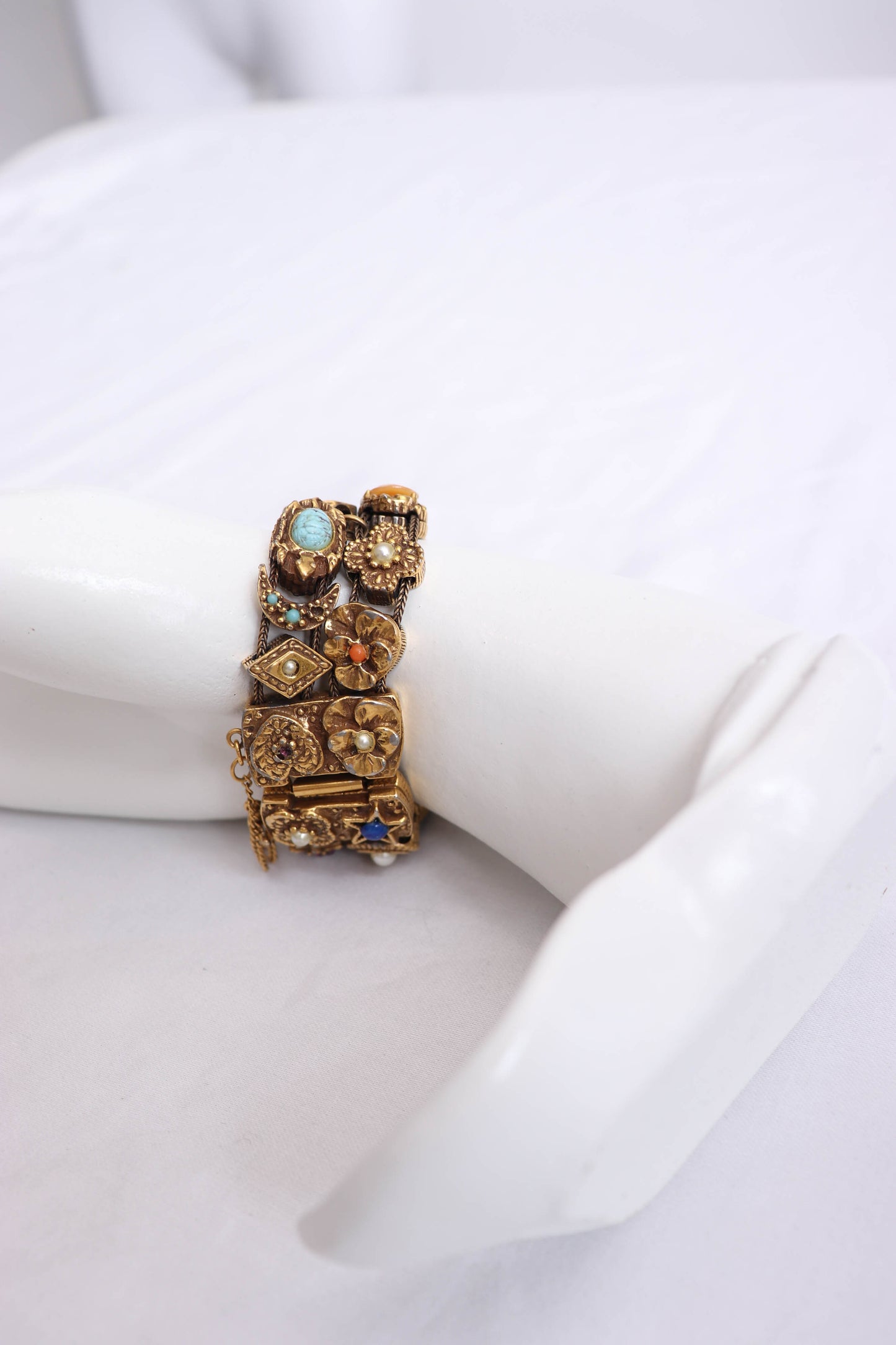 60's Goldette Slider Charm Bracelet