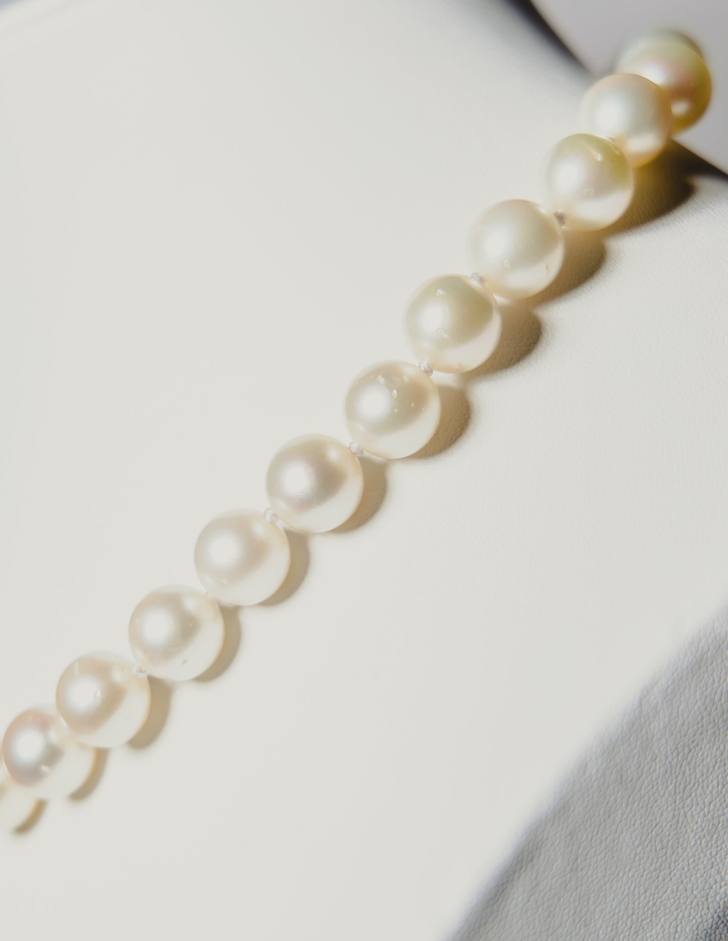 White South Sea Pearl Necklace