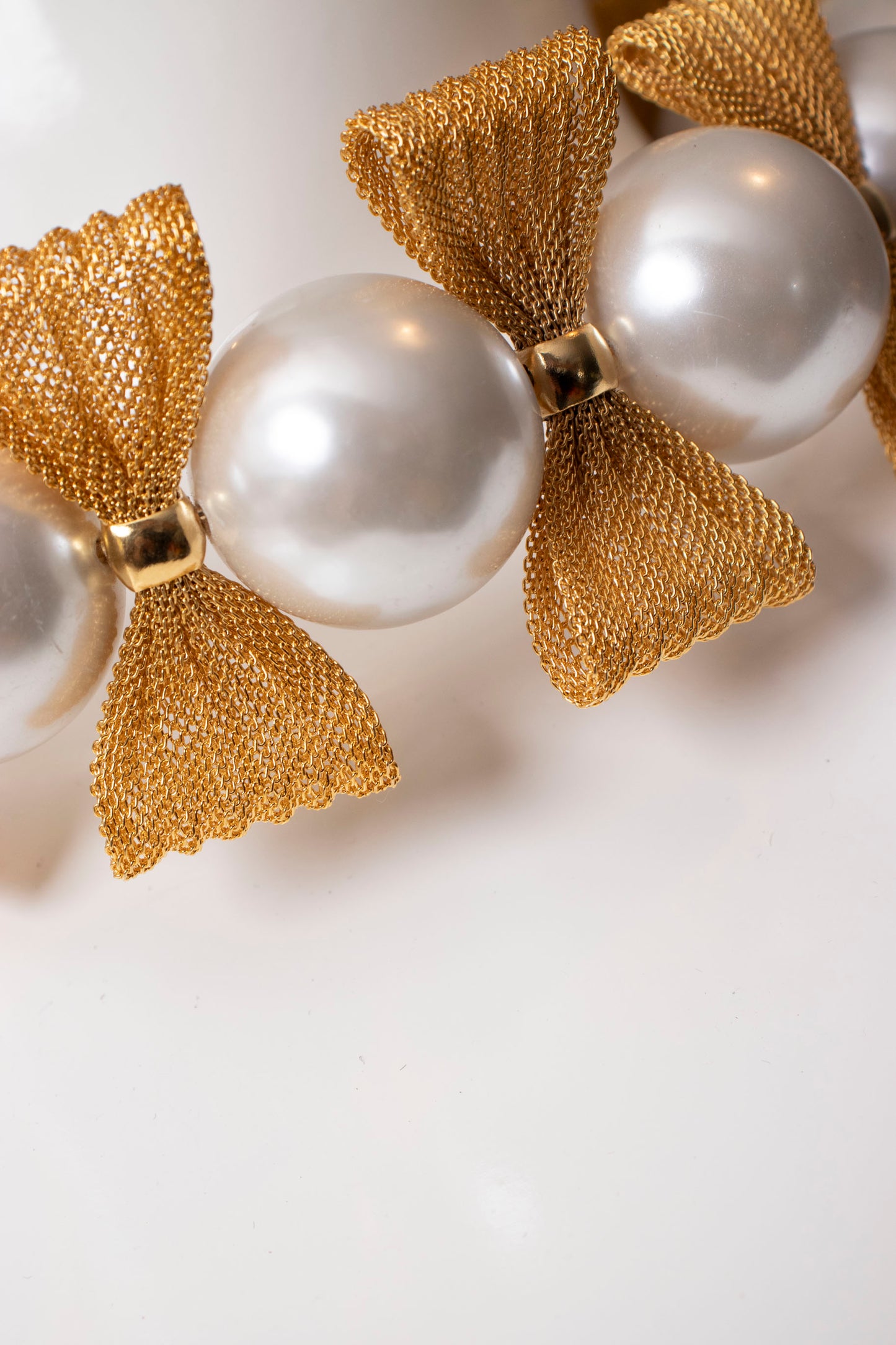 Pearl & Gold Bow Choker