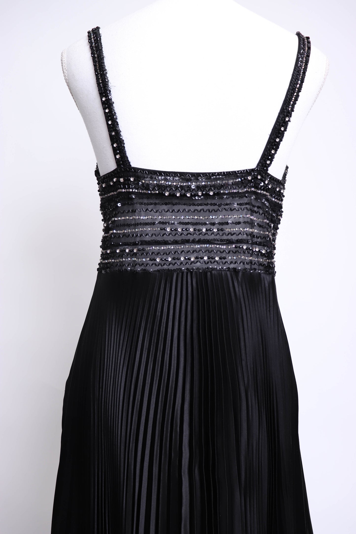 90’s Black Silk Spaghetti Strap Evening Dress M
