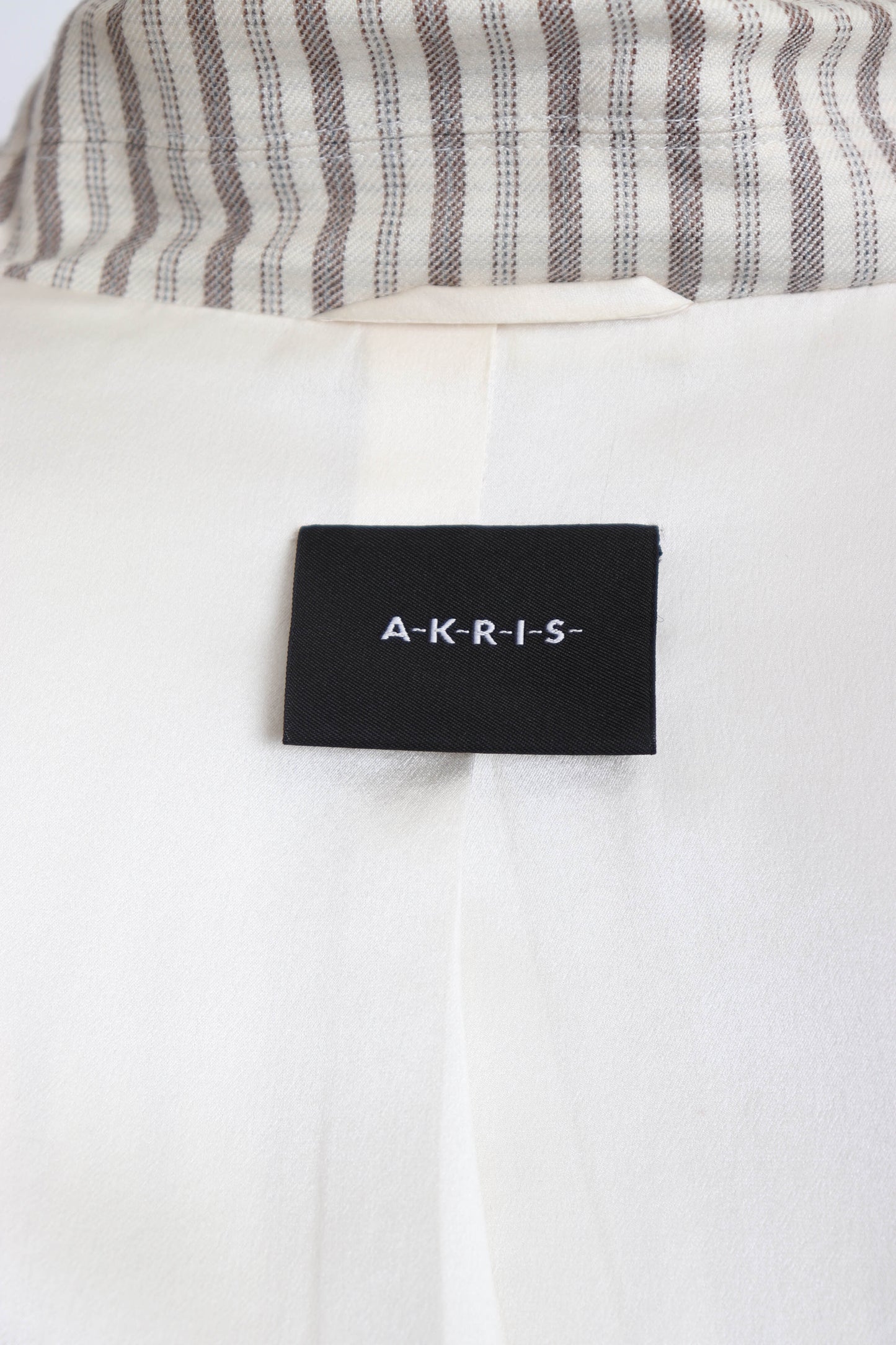 90's Akris Cashmere and Silk Pinstripe Blazer L