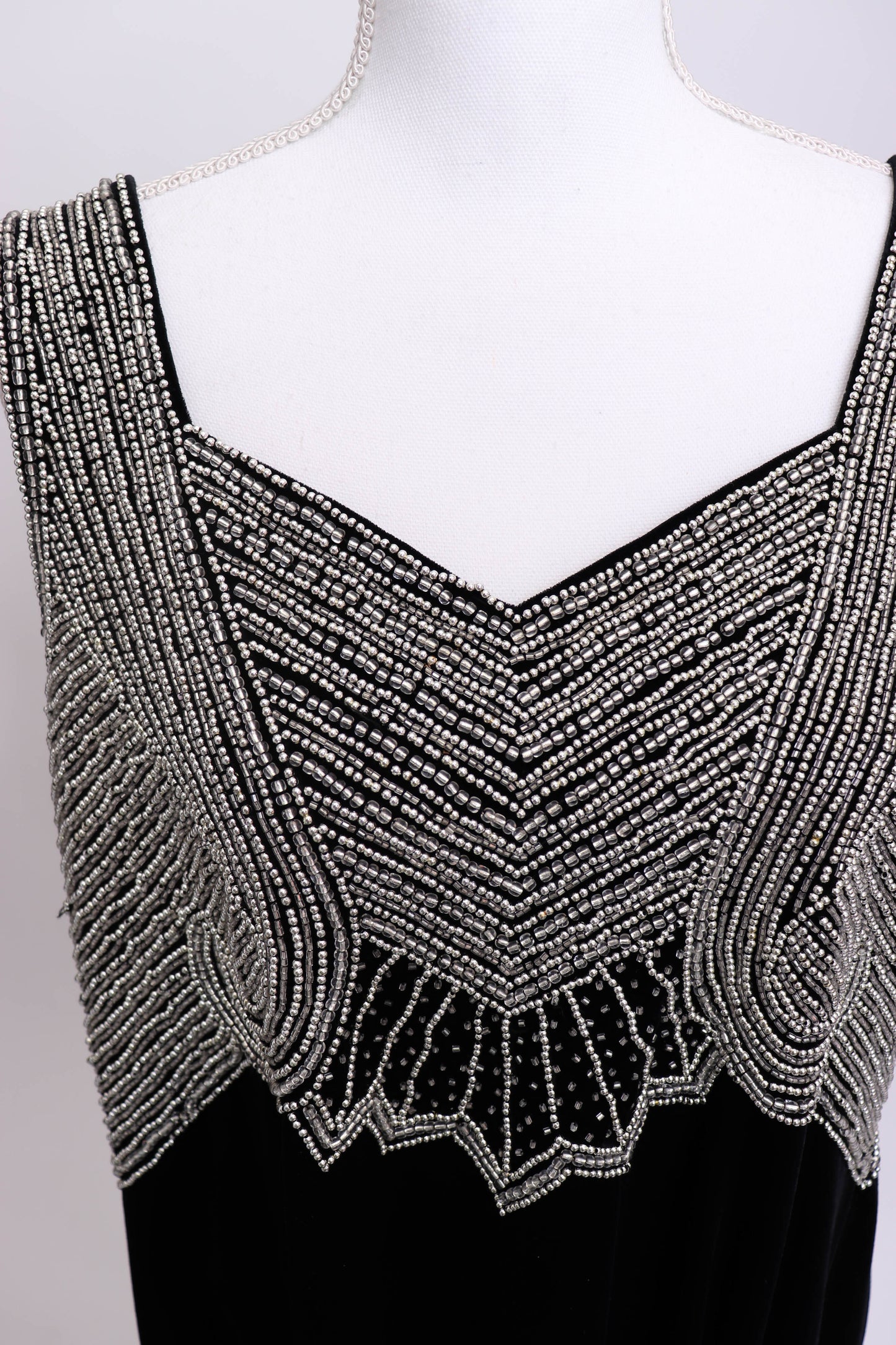 90's Black Velvet Silver Beaded Evening Dress L