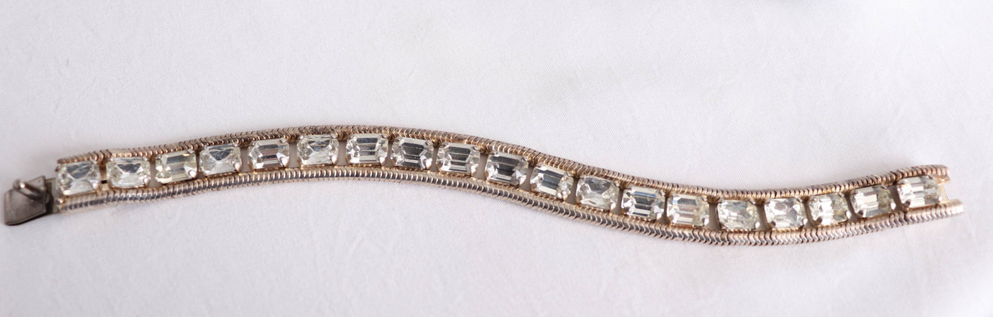 60's Rhinestone Gold Bracelet