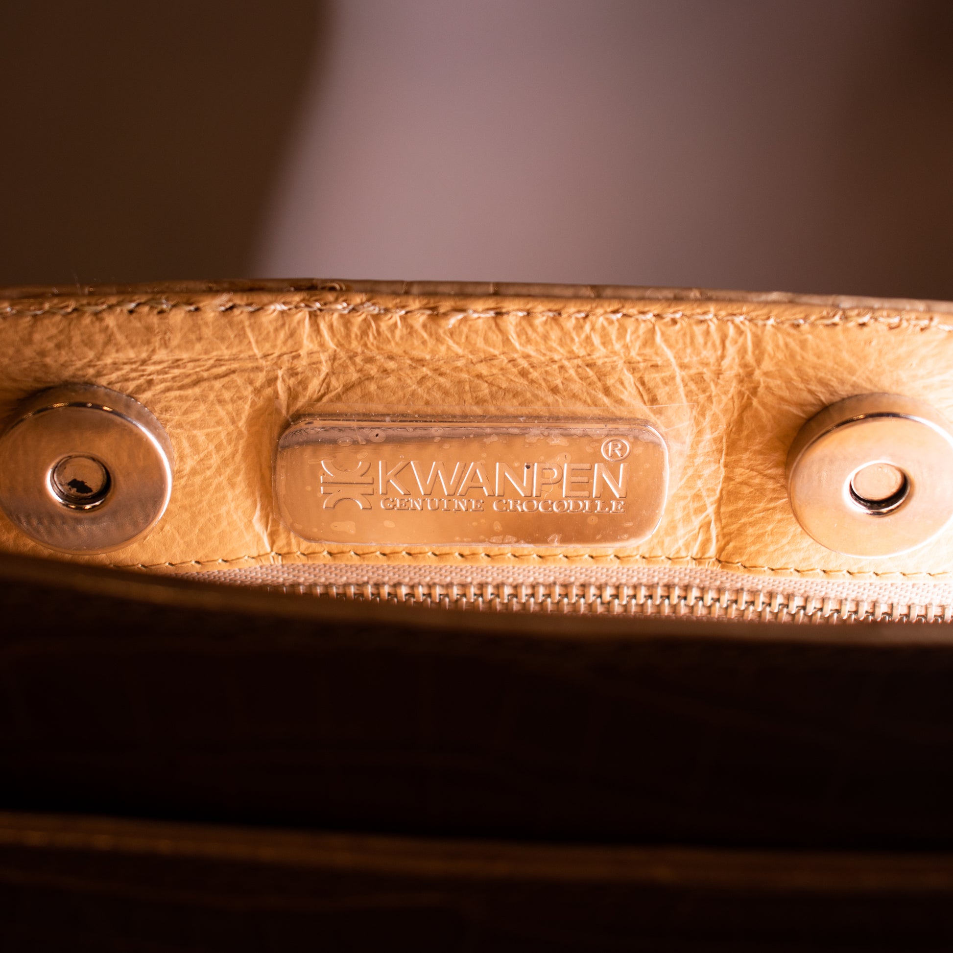 KWANPEN black polished leather gold turnlock crossbody flap satchel ba –  JHROP