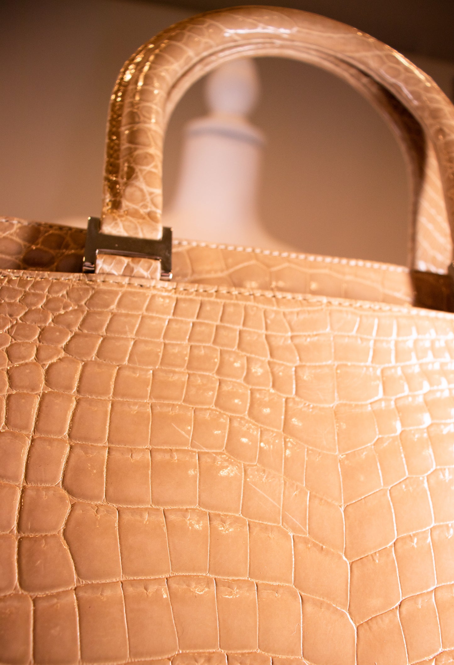 kwanpen, Bags, Kwanpen Authenticated Vintage Glossy Brown Crocodile  Handbag Beautiful